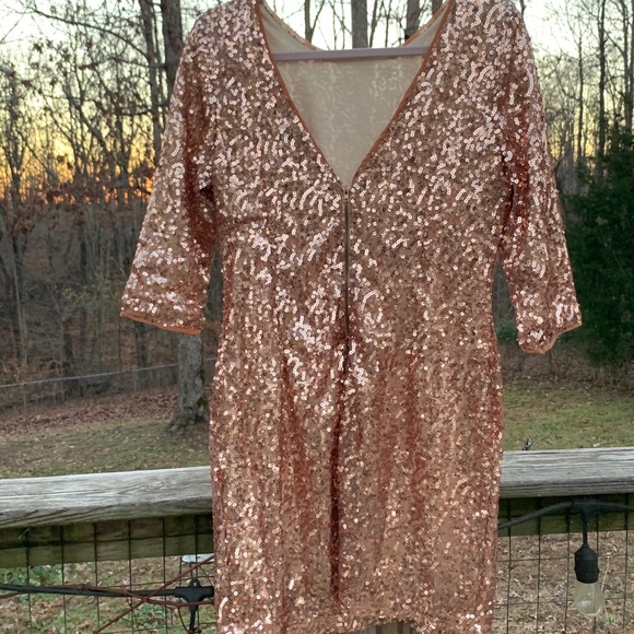 🌟 Sequin Dress🌟 - Picture 3 of 5